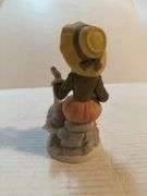 Set of 4 Porcelain Figurine Statues