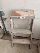 Small Folding Aluminum Step Ladder