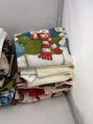 Holiday Themed Kitchen Linen Sets