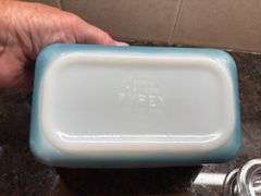 Pyrex refrigerator dishes