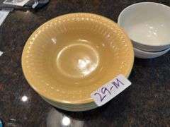 Soup bowls, two mugs, two small bowls