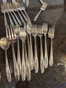 (14) Mismatched Silverware