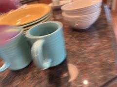 Soup bowls, two mugs, two small bowls