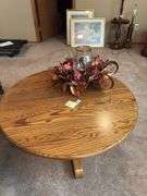 Round Oak Coffee Table - 42 inch diameter