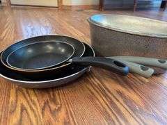 Roaster, skillets