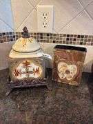 Decorative Ceramic Jar with Stand and Apple Vase