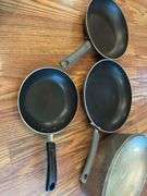 Roaster, skillets