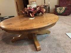 Round Oak Coffee Table - 42 inch diameter