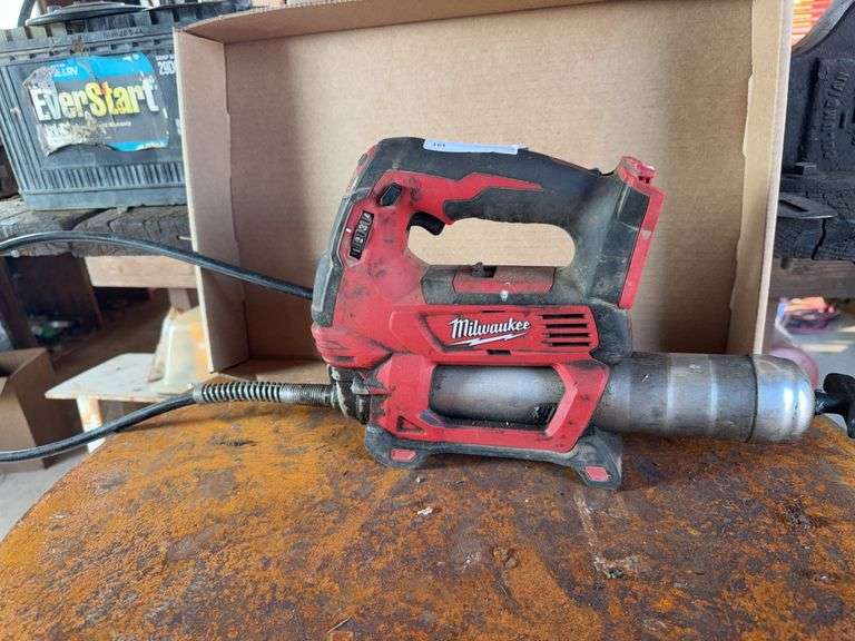 Milwaukee Air Impact Grease Gun image