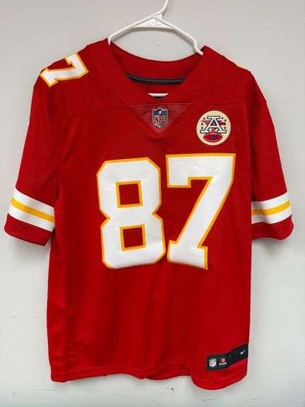 KANSAS CITY CHIEFS FANS!!! Autographed Travis Kelce #87 Jersey, Red, Size Large, Nike Dry Fabric image