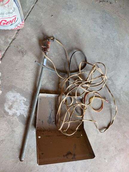 Clamp, Wire image