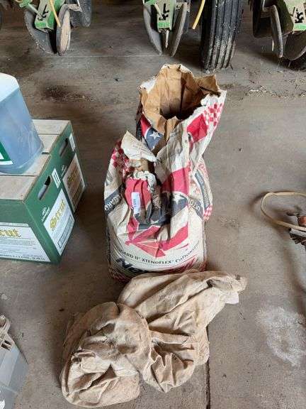 Partial Bags of NexGen Bollgard II XtendFlex Cottonseed image