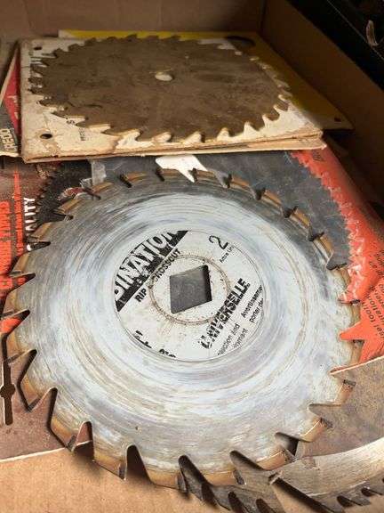 Mixed Lot of Saw Blades image