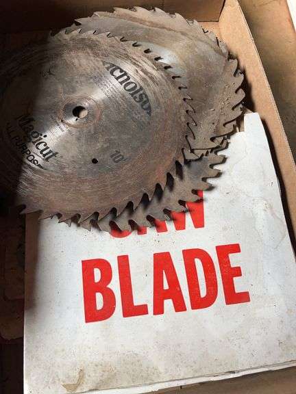 Lot of Circular Saw Blades image