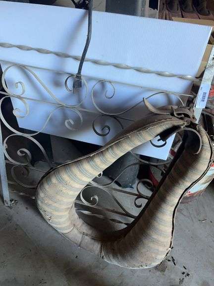 Horse Collar & Decorative Metal Gate image