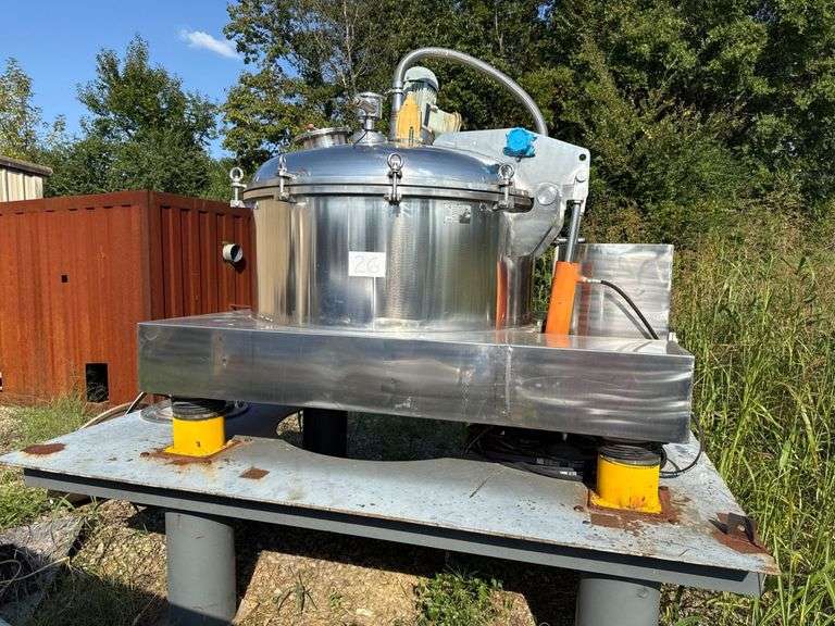 Scraper Bottom Discharge 304 SS Centrifuge image