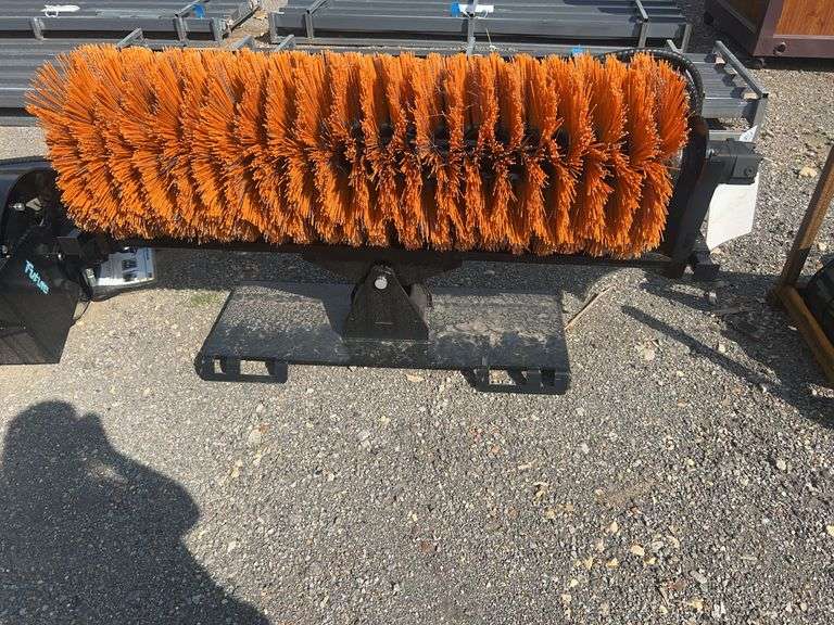 Future FT-SE61 Skid Steer Sweeper - 61" Width, 30-50RPM, 234KG image
