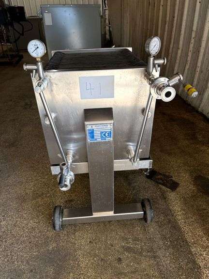 Marchisio Stainless Steel Plate and Frame Filter Press with Pressure Gauges 40x40cm 32 plates image