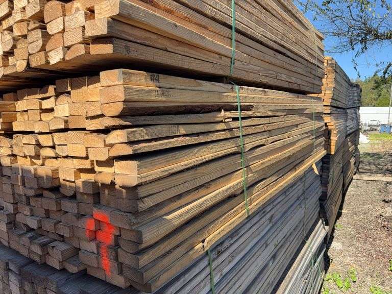 (208) 2” x 4” x 8ft Pine Construction Lumber image