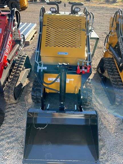AGT MX-MRT14 Compact Track Loader - RATO 15HP 8.6KW Gas Engine w/ EPA image