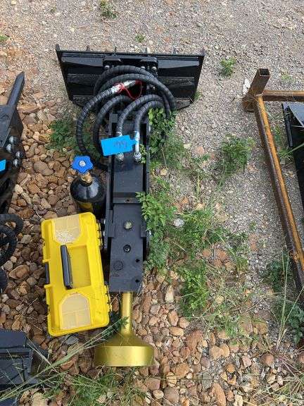 Future FT-D45 Mini Skid Steer Post Driver - 50" Length, Hydraulic Powered image