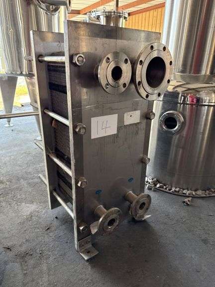Stainless Steel Plate Heat Exchanger With Multiple Ports image