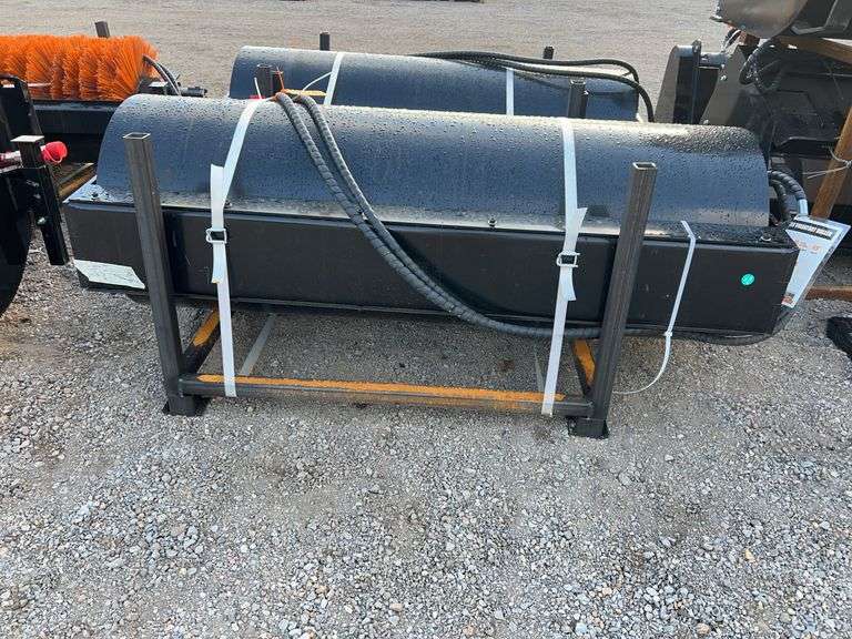 Future FT-VR59 Skid Steer Vibratory Roller - 59" Width, 412KG, 10-20HZ image