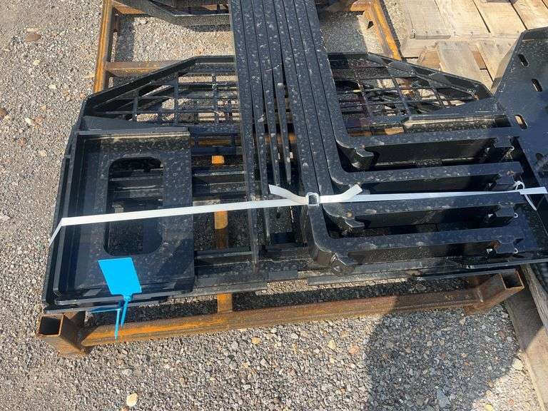 Future FT-DHC Skid Steer Forks - Heavy Duty Pallet Forks image