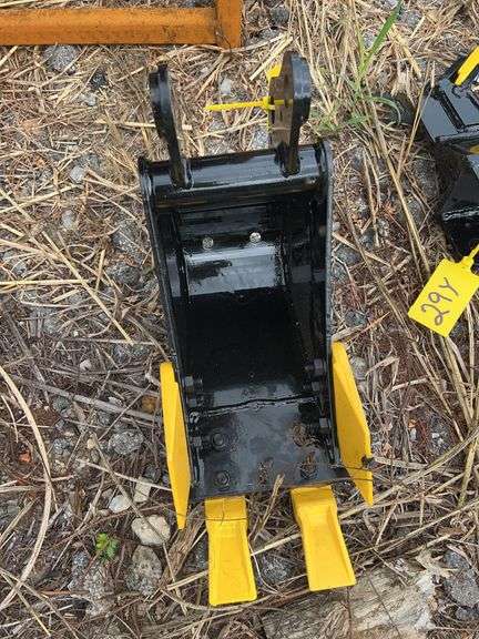 Youert Mini Excavator bucket image