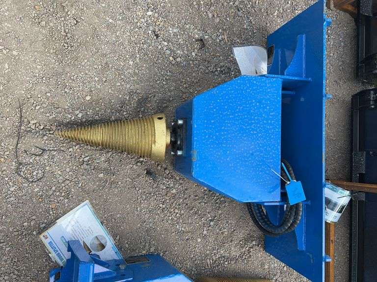 Future FT-LS43B Skid Steer Log Splitter - 43" Length, 40-100RPM, 40L/min image