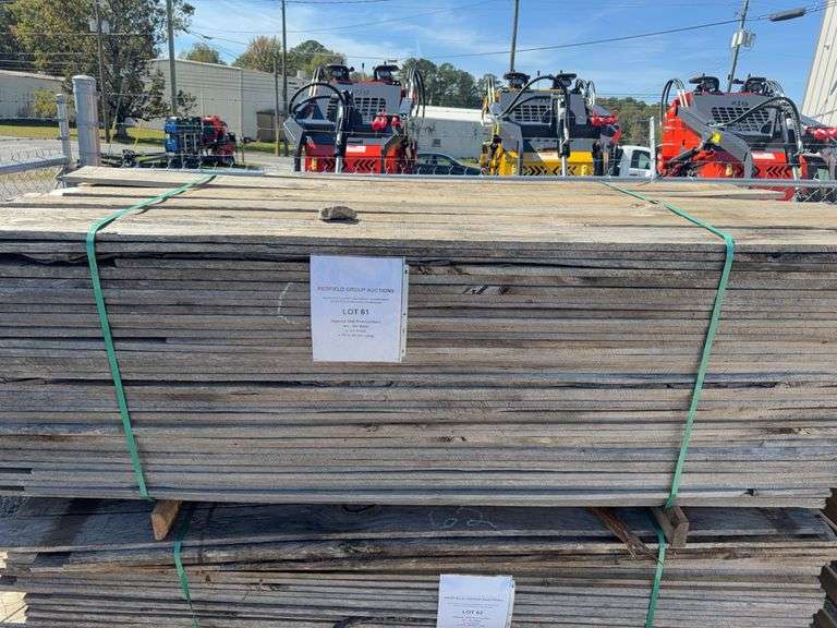 (Approx 320) Pine Lumber! 4in - 6in Wide  x 1in Thick x 7ft to 8ft 6in Long image