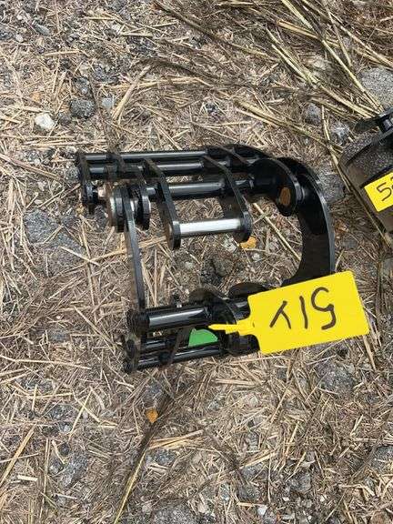 Youert Mini Excavator Wood grabber image