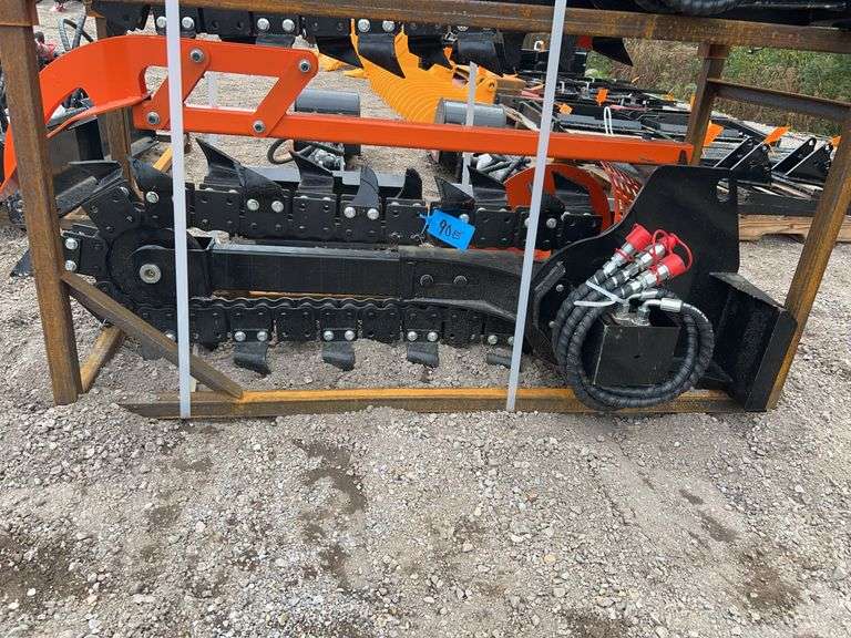 Future FT-X39F Mini Trencher - 150mm Width, 950mm Depth, 16 Teeth, 57L/min image