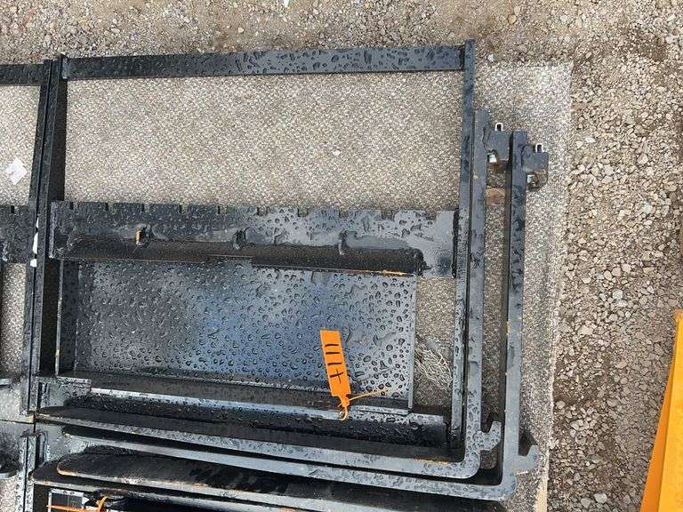 Future FT-XHC Mini Skid Steer Forks - Compact Pallet Forks image