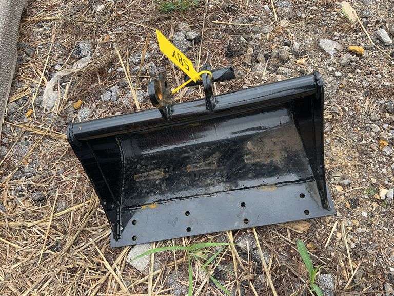 Youert Mini Excavator Mud bucket image