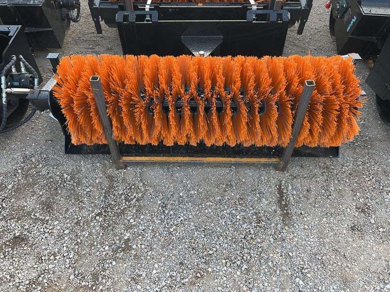 Future FT-SE61 Skid Steer Sweeper - 61" Width, 30-50RPM, 234KG image