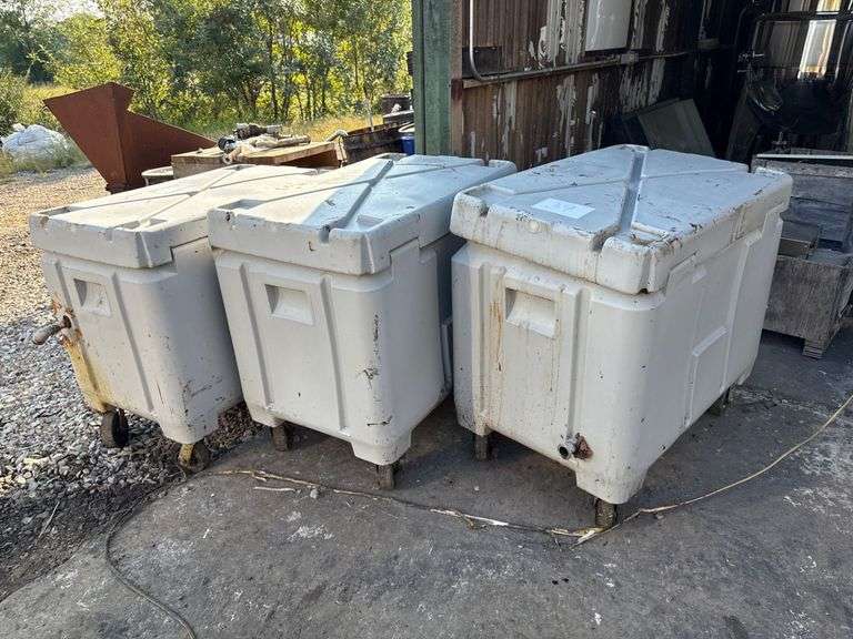 Plastic Totes on Wheels with Copper Coils for Dry Ice Storage and Cooling image