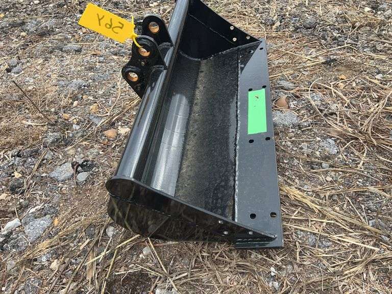 Youert Mini Excavator Mud bucket image