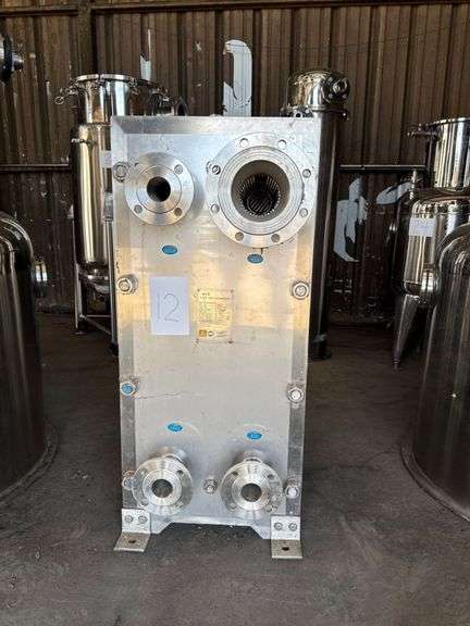 Stainless Steel Plate Heat Exchanger With Multiple Ports image