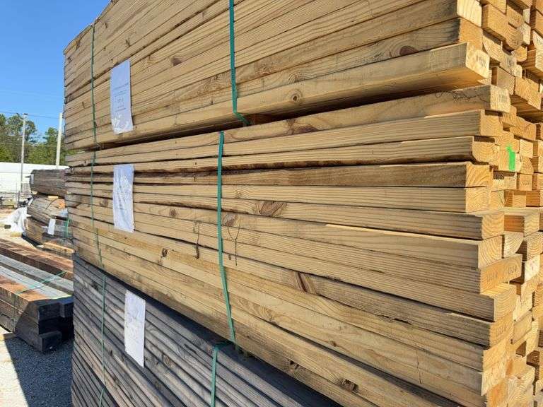 (208) 2” x 4” x 8ft Pine Construction Lumber image