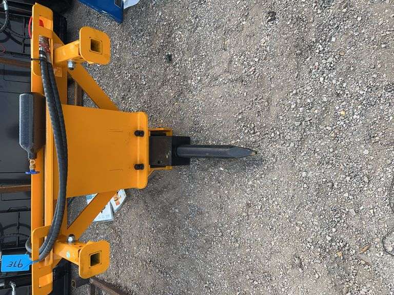Future FT-AP680 Skid Steer Breaker - 55" Length, 450-750BMP, Heavy Duty image