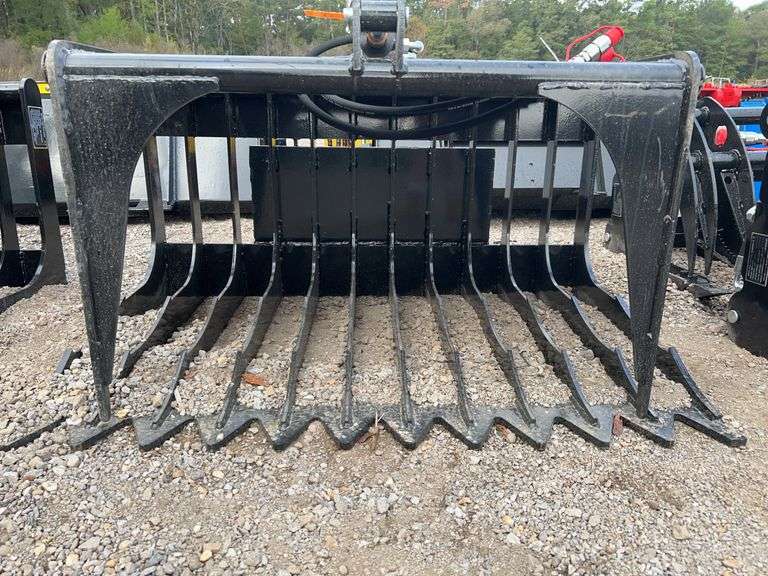 Future FT-HWG44C Mini Skid Steer Rock Grapple Bucket - 44" Width, 47" Opening, 15KN image