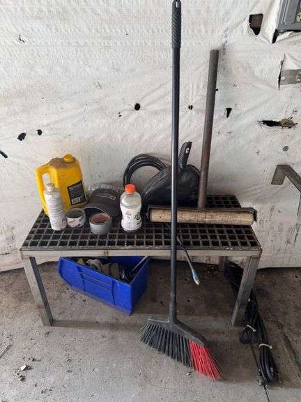 Stainless Stand, Roller & Misc image
