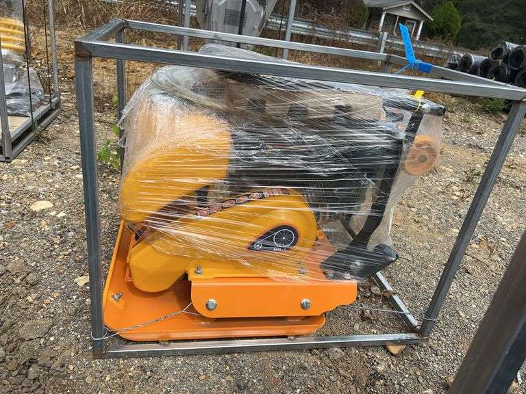 ABOSS Plate Compactor - 196CC 5KW Gas Powered Foundation Compactor image