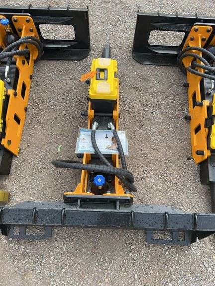 Future FT-P680 Skid Steer Breaker - 1830mm Length, 450-750 BMP, 68mm Drill Rod image