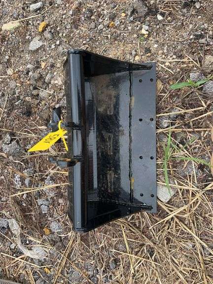 Youert Mini Excavator Mud bucket image