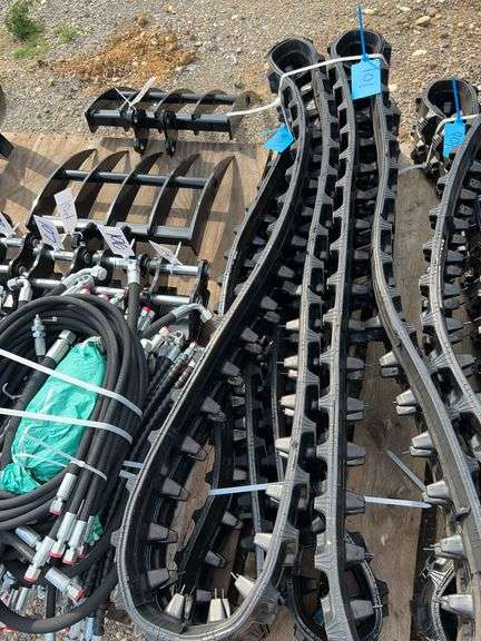 Future Mini Excavator Rubber Track - Fits 1-3 Ton Excavator image