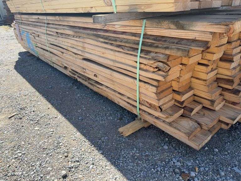 (128) 2” x 6” x 12’ Pine Construction Lumber image