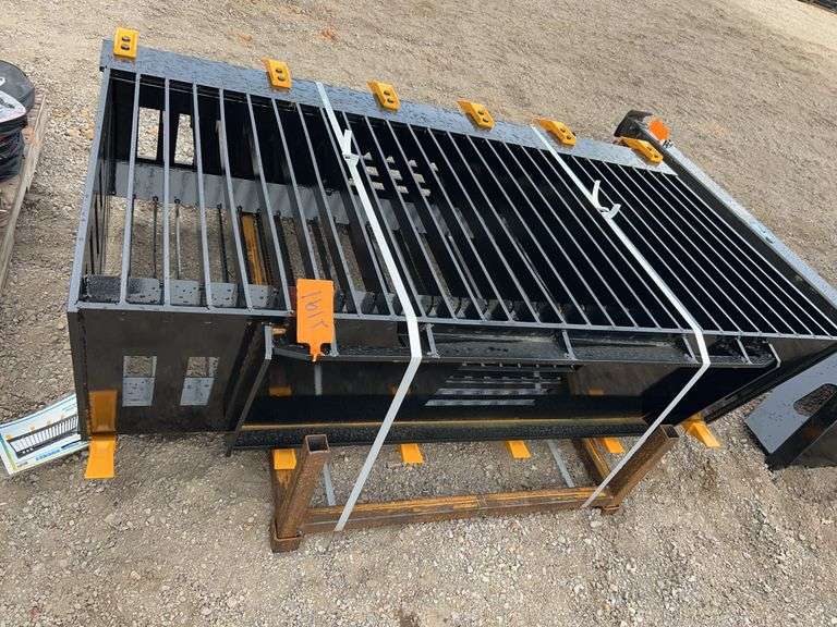 Future FT-RB66C Skid Steer Rock Bucket - 66" Width, 0.4m³ Volume image