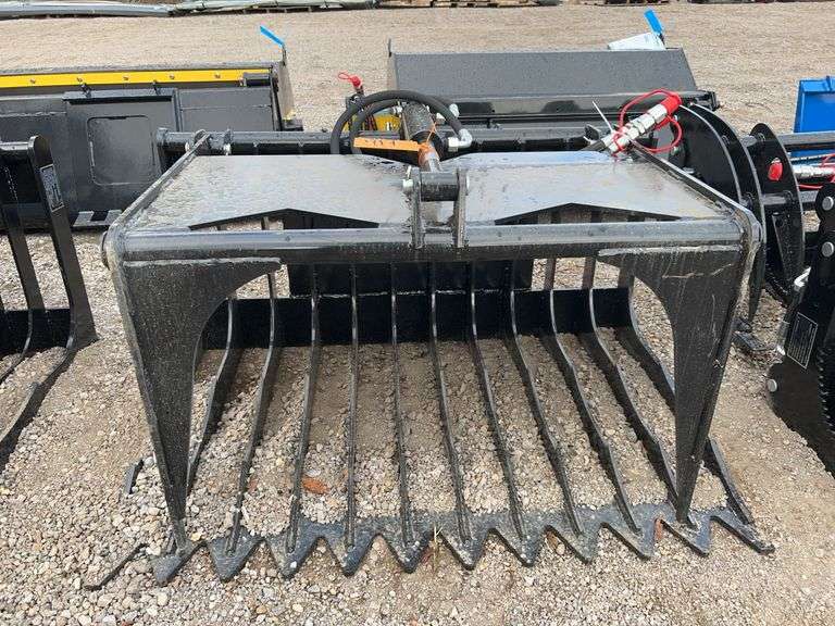 Future FT-HWG44C Mini Skid Steer Rock Grapple Bucket - 44" Width, 47" Opening, 15KN image